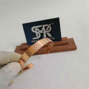 Bracelet en cuivre magnétique élégant Kada Bracelet de guérison en cuivre pur réglable Bijoux pour hommes et femmes - Product Image 5