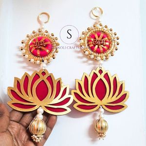 Colgantes de diseño de loto de alta calidad hechos a mano, guirnaldas y coronas de boda, colgantes de estilo de decoración tradicional de Diwali Toran - Product Image 1