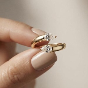 Anillo Abierto de Compromiso con Diamante Romántico Cultivado en Laboratorio, Corte Pera, Unisex, Oro Sólido de 18K, Regalo para Amantes, Ideal para Fiestas y Ocasiones Especiales - Product Image 1