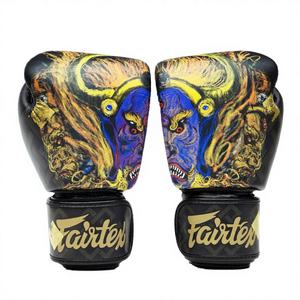 ถุงมือชกมวย MMA แบบครึ่งนิ้ว รุ่นที่ห้า ยี่ห้อ Fairtex ทำจากหนังแท้ ระบายอากาศได้ดี น้ำหนักเบา พร้อมสายรัดข้อมือปรับได้ - Product Image 3
