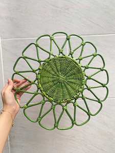 Plateau en rotin tissé de qualité supérieure, plateau décoratif multi-usages, décoration d'intérieur faite à la main avec un design bohème naturel - Product Image 1