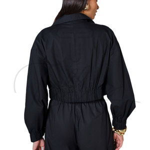 เสื้อแจ็คเก็ตครอปซิปเต็มตัวราคาส่งสำหรับผู้หญิง เนื้อผ้าเบา ระบายอากาศดี สวมใส่สบาย ดีไซน์ใหม่ เสื้อแจ็คเก็ตบอมเบอร์สำหรับผู้หญิง - Product Image 4