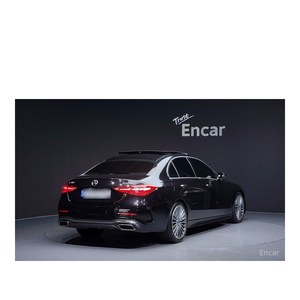 Mercedes-Benz Clase C C300 4MATIC AMG Line 2023/4, 20.039 km, Caja de Cambios Automática, Volante a la Izquierda, Cámara Trasera - Product Image 2