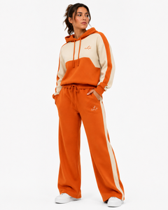 Conjunto Casual Moderno para Mujer, Sudadera Holgada de Moda, Pantalones Anchos con Logotipo Personalizado y Franja Lateral en Contraste - Product Image 4