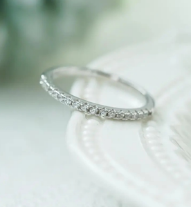Anillo de Diamante Moissanite de Forma Redonda, Plata de Ley 925, Regalo para Boda y Compromiso - Product Image 1