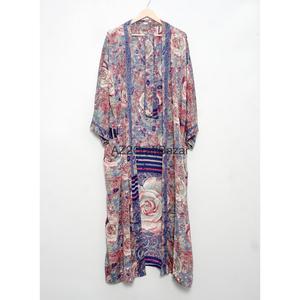 Robe de luxe pour femme 100% soie, été, col en V, fermeture à cordon, longueur intégrale, manches trois-quarts, motif patchwork, douce et lisse - Product Image 4