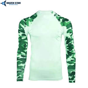 Haut de compression unisexe UPF 50+ écologique, antibactérien, à manches longues, respirant et à séchage rapide pour la natation et le surf - Product Image 6