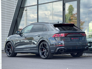 Nouvelle Audi RSQ8 2025 4.0L Automatique Carbone TFSI Quattro 640 CV SUV Sièges en Cuir Toit Panoramique LED R20 Gauche Foncé - Product Image 2