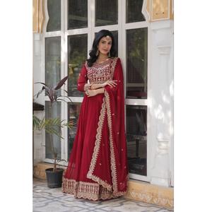 Conjunto de Vestido y Dupatta de Diseño de Lujo con Bordado Zari para Fiestas, Colección Especial de Boutique 2026, Disponible al Mejor Precio - Product Image 1