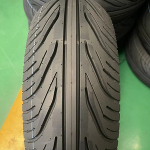 Pneu de scooter Vietnam KUMATIRE K211 10 12 13 17 pouces, tubeless ou avec chambre à air, pour motos de ville et sportives - Product Image 1