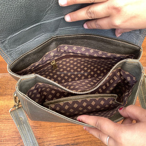 Bolsos cruzados de mano de piel de vaca a la moda personalizados al por mayor para mujer, bolsos de hombro de lujo de diseñador de piel hechos a mano - Product Image 6