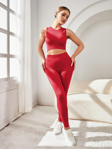 Nuestra fábrica OEM entrega cada conjunto de 2 piezas de leggings de yoga de talla grande, hechos en Pakistán, para su mercado de ropa objetivo. - Product Image 2