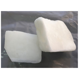 Cire de paraffine raffinée blanche de haute qualité pour l'emballage alimentaire, la fabrication de bougies et de savons - Product Image 4