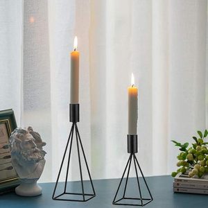 Candelabro de Hierro, Portavelas de Metal Negro con Copa de Latón, Diseño Único con Grabado, Hecho a Mano, Ecológico, Duradero, de Gran Calidad para el Hogar - Product Image 1