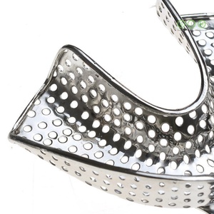 Juego de Bandejas para Impresiones Dentales, Profesional, de Acero Inoxidable, Perforadas, Autoclavables, para la Creación de Impresiones Superiores e Inferiores - Product Image 4