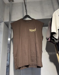 เสื้อกล้ามผู้ชายสไตล์วินเทจทรงโอเวอร์ไซส์ ผ้าคอตตอนหนานุ่ม พิมพ์ลายกราฟิก สตรีทแวร์ ทรงเข้ารูป OEM ODM - Product Image 1