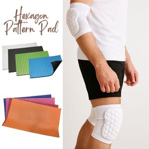 Hoja de protección de patrón hexagonal EVA de fútbol americano con diseño de panal para codo y rodilla Protección de impacto Premium - Product Image 1