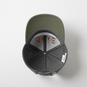 Casquette Snapback Sportive 6 Panneaux Bleu Marine et Gris avec Logo Personnalisé SAAR Brodé en 3D et Coutures Contrastées - Product Image 6