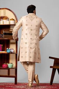 Ensemble de sherwani ethnique pour homme, couleur champagne, pour marié, mariage, festival, célébration, avec broderie artisanale et perles. - Product Image 3