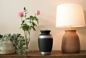 โกศโลหะที่ดีที่สุดในอินเดีย ความทรงจำและความเคารพ - Product Image 1