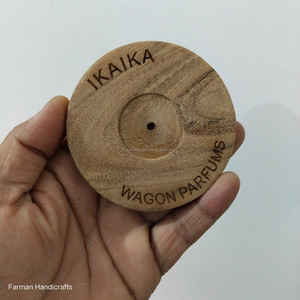 Elegante Posavasos Redondo de Madera Natural Hecho a Mano para Bebidas, para el Hogar y Restaurantes, al Mejor Precio - Product Image 4