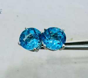 Pendientes de Topacio Natural Azul Cielo en Plata de Ley 925, Joyería Fina con Piedras Preciosas Brillantes, Regalo Elegante para Mujer, Ocasión Especial - Product Image 4