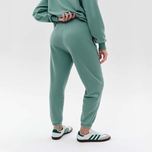 Pantalones Deportivos de Doble Cintura para Mujer, Pantalones Anchos de Estilo Jogger, Venta al Por Mayor Personalizada - Product Image 3