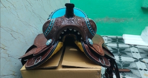 OEM <b>EQUESTRIAN</b> HORSE SINGLE BARREL TRAIL LEATHER WESTERN SADDLE HAND TOOLED TURQUOISE SUEDE SEAT WITH HEADSTALL BREASTPLATE SET - Product Image 2