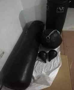 Saco de Boxeo de Cuero Resistente con Relleno de Arena para Boxeo, MMA, Kickboxing, Muay Thai, Fitness, Color Personalizado, Logotipo Personalizado, Soporte - Product Image 4