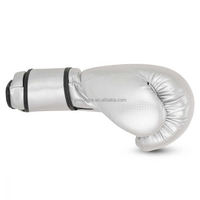 Gants de boxe en cuir véritable couleur personnalisée, logo personnalisé, équipement de combat professionnel OEM pour le sparring, le Muay Thai, le MMA, le kickboxing et le sac de frappe.