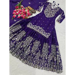 Ensemble haut-bas et dupatta magnifique pour femmes, vêtements de soirée de créateur - Product Image 4