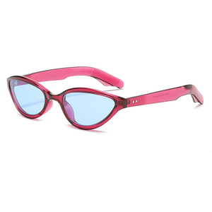 Cat-eye Sunglasses Unisex Polarized Lenses Lightweight Design for Outdoor Activities Hiking. <b>Makes</b> <b>Face</b> Appear Smaller Exudes - Product Image 2