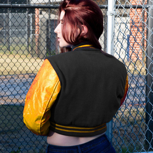 Veste courte universitaire pour femme, style Letterman, noir et jaune, avec manches en similicuir, vêtement d'extérieur décontracté, mode féminine - Product Image 3