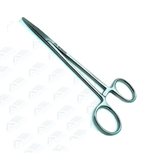 Nouveaux arrivages de porte-aiguilles manuels en acier inoxydable Vente à chaud d'instruments médicaux chirurgicaux Porte-aiguille de qualité supérieure - Product Image 1