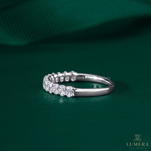 แหวนเพชรทรงรีแบบ Eternity Band เพชรเลี้ยงในห้องปฏิบัติการ แหวนแต่งงานแบบมินิมอล สำหรับเป็นของขวัญวันเกิด เครื่องประดับอัญมณีชั้นดี ของขวัญสำหรับเธอ - Product Image 4