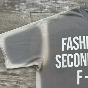 T-shirt pour homme de haute qualité, 100% coton, lourd, vintage, délavé, imprimé - Product Image 5