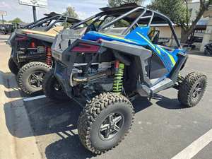 Quad tout-terrain 4x4 Polaris RZR Turbo R Ultimate bleu, 4 temps, prêt à l'exportation - Product Image 5