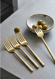 Juego de tenedores minimalistas en oro mate, de acero inoxidable, resistentes al deslustre, artículo de lujo para eventos domésticos y catering. - Product Image 5