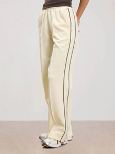 Conjunto Deportivo de 2 Piezas para Mujer, Sudadera con Capucha y Pantalones Deportivos Blancos con Ribete, Personalizado OEM, de Algodón Transpirable - Product Image 3