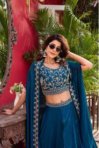 Ensemble Lehenga Choli brodé bleu en soie Banarasi Anarkali avec dupatta lourd, robe de soirée de mariage - Product Image 3