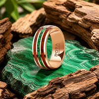 Bague de mariage pour homme en carbure de tungstène or rose 8 mm avec incrustation bois de fût de whisky et malachite, ajustement confortable, vente en gros