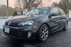 Volkswagen GTI <span class=keywords><strong>2013</strong></span> d'occasion en bon état, sans réserve, 1 propriétaire, boîte manuelle 6 vitesses, intérieur Clark Plaid, non modifié - Product Image 3
