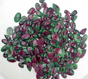 Cabujón de Rubí Zoisita Natural con Base Plana para Anillo o Colgante, Joyería Hecha a Mano, Suministro de Piedras Preciosas Sueltas, Lote al por Mayor - Product Image 2