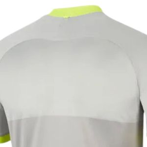 เสื้อฟุตบอลผู้ชายสีขาวเทา แบบซับลิเมชั่น แขนสั้น โพลีเอสเตอร์ สำหรับทีมกีฬา ฝึกซ้อม แข่งขัน ชุดกีฬา - Product Image 4