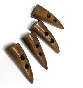 Boutons à bascule en corne de buffle et de bœuf de haute qualité pour vêtements faits main, boutons à bascule en corne de buffle véritable, logo personnalisé, taille personnalisée - Product Image 1