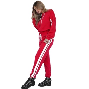 Nueva Colección: Conjunto Deportivo de Invierno para Mujer, Sudadera con Capucha y Pantalones Deportivos, 100% Algodón Felpa, Cierre de Cordones - Product Image 1
