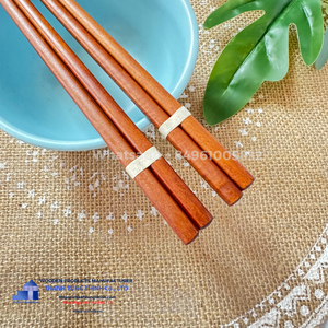THANH TUNG THINH Ensemble de baguettes en bois 4 pièces, ustensiles de cuisine minimalistes faits à la main, fabrication vietnamienne, non toxiques, écologiques - Product Image 6