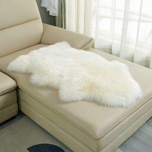 Alfombra de Piel de Cordero Natural Blanca, Alfombra Gruesa para Sofá, Alfombra Grande de Fibras Largas y Rizadas, Alfombra de Piel de Oveja Australiana de Lujo para Decoración del Hogar - Product Image 1