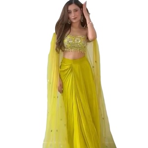 Robe de mariée style Dhoti Punjabi en modal et soie viscose, manches mi-longues, col brodé, ensemble 3 pièces, taille sur mesure - Product Image 1
