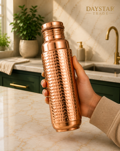 Bouteille d'eau classique en cuivre 99% martelée, artisanale, écologique, anti-fuite, réutilisable, pour l'extérieur, le voyage, le camping, la maison, avec couvercles Daystar - Product Image 2